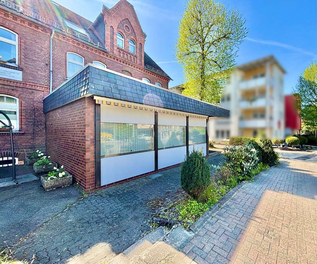 Immobilie in Daaden - **Wohn- und Geschäftshaus mit Garten und Garage im Herzen der Stadt Daaden** - Bild 3
