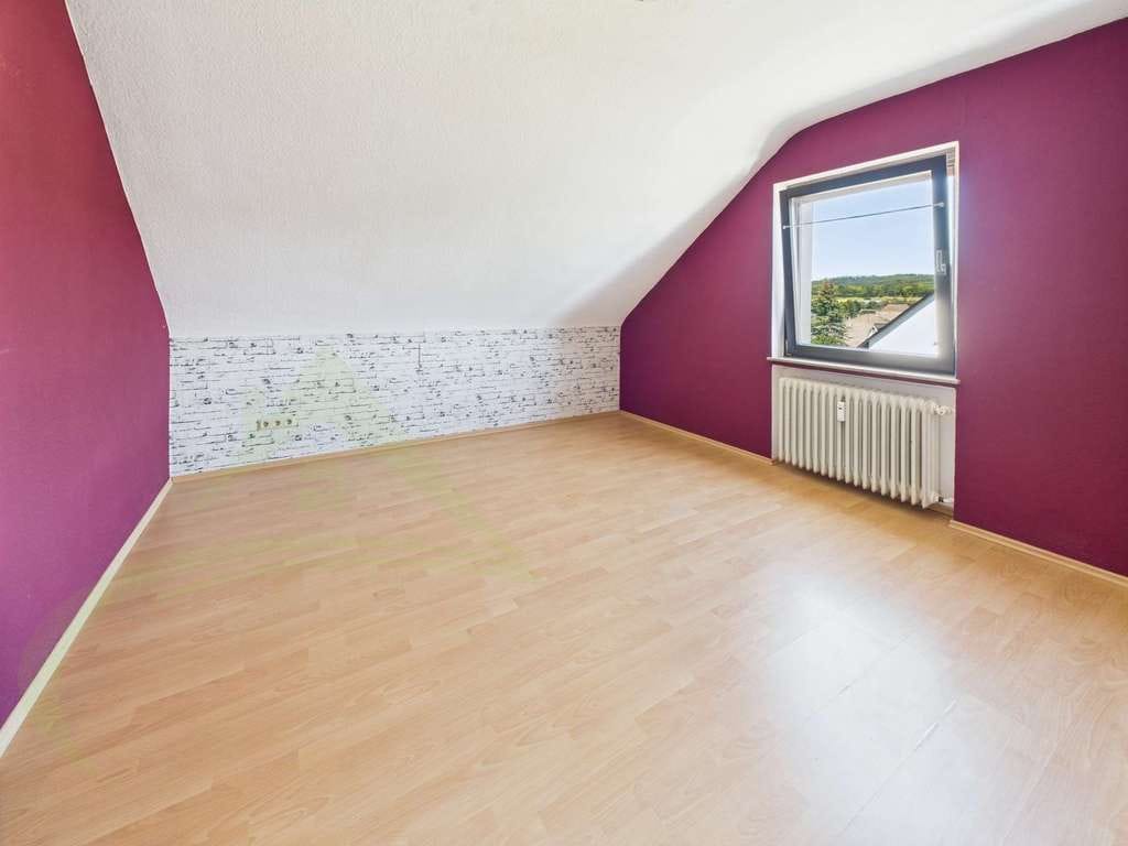 Immobilie in Holzappel - Attraktives Mehrfamilienhaus mit 4 Wohneinheiten – gepflegt, voll vermietet und solide investiert - Bild 2