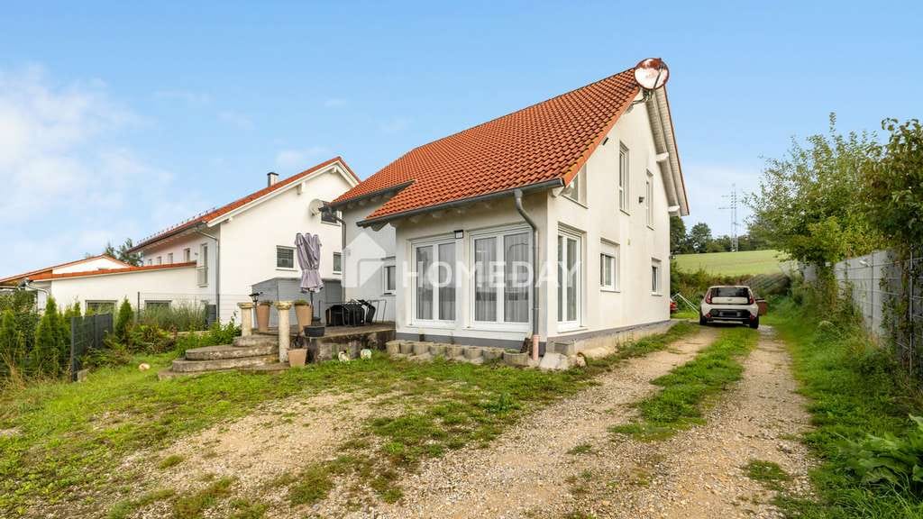 Immobilie in Mallersdorf-Pfaffenberg - Ruhig gelegenes Einfamilienhaus mit Energieeffizienzklasse A und viel Platz für die ganze Familie - Bild 2