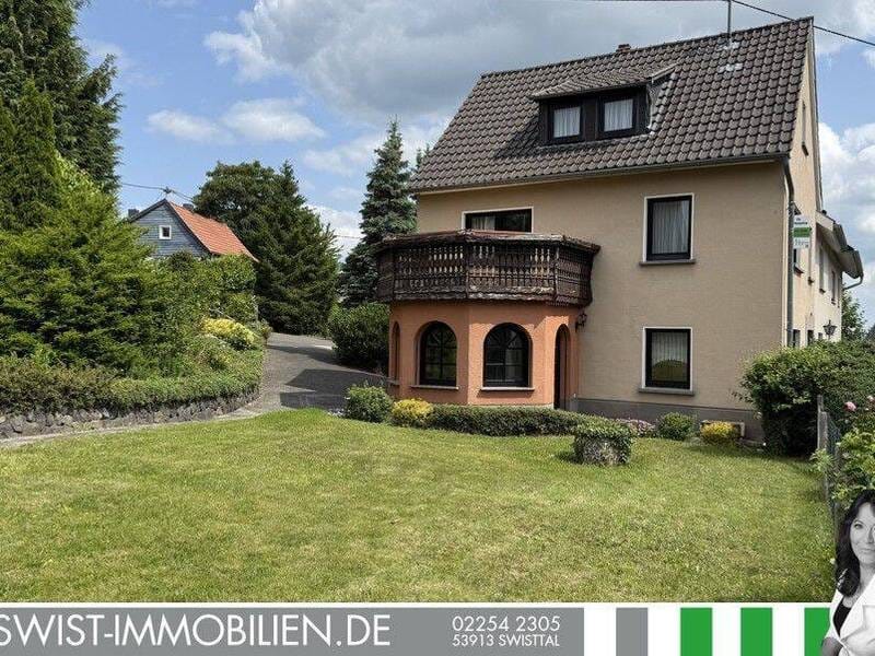 Immobilie in Linz am Rhein - FREIRÄUME: Großes Haus mit fünf Schlafräumen, drei Bädern, Garten und geschützter Terrasse - Bild 0