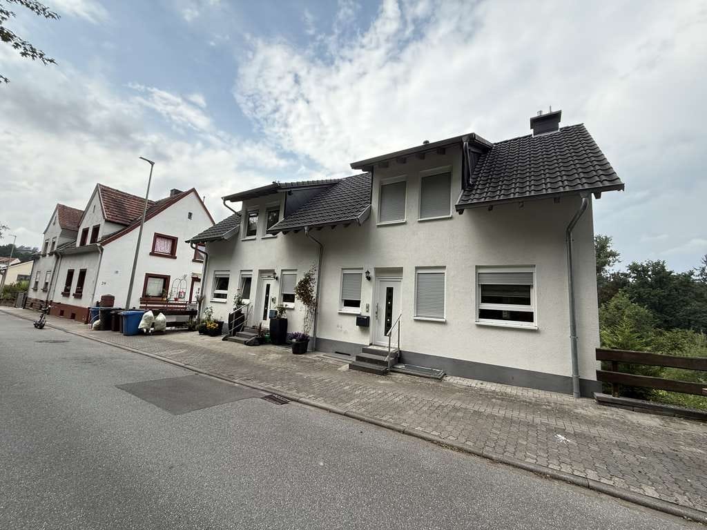 Immobilie in Thaleischweiler-Fröschen - Schöne, neuwertige Doppelhaushälfte in ruhiger Lage zu verkaufen! - Bild 0