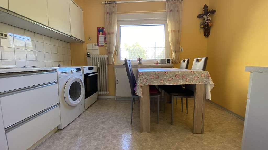 Immobilie in Neuburg an der Donau - Attraktive 4-Zimmer-Wohnung in gepflegter Wohnanlage - Bild 3
