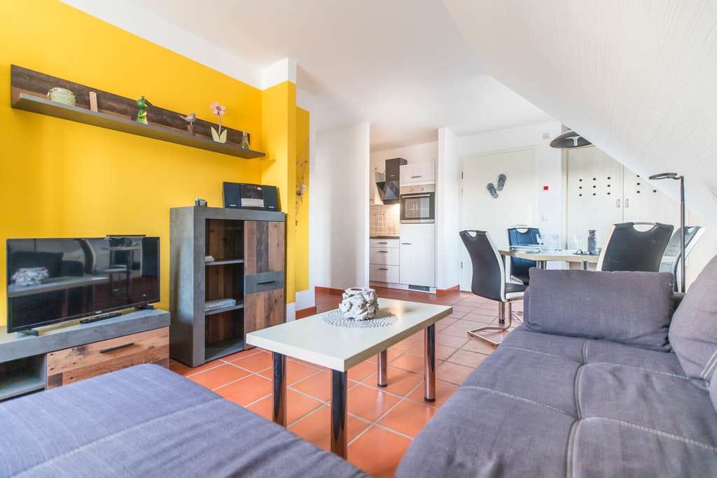 Immobilie in Dranske - Nur ca. 400m bis zur Ostsee! Gemütliche Dachgeschosswohnung mit PKW-Stellplatz in Dranske-Bakenberg - Bild 3