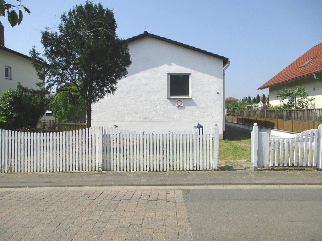 Immobilie in Weisenheim am Sand - WEISENHEIM / SAND, EINFAMILIENHAUS - VERKAUF, VERKAUFSPREIS 330 000,00 EURO, - Bild 1
