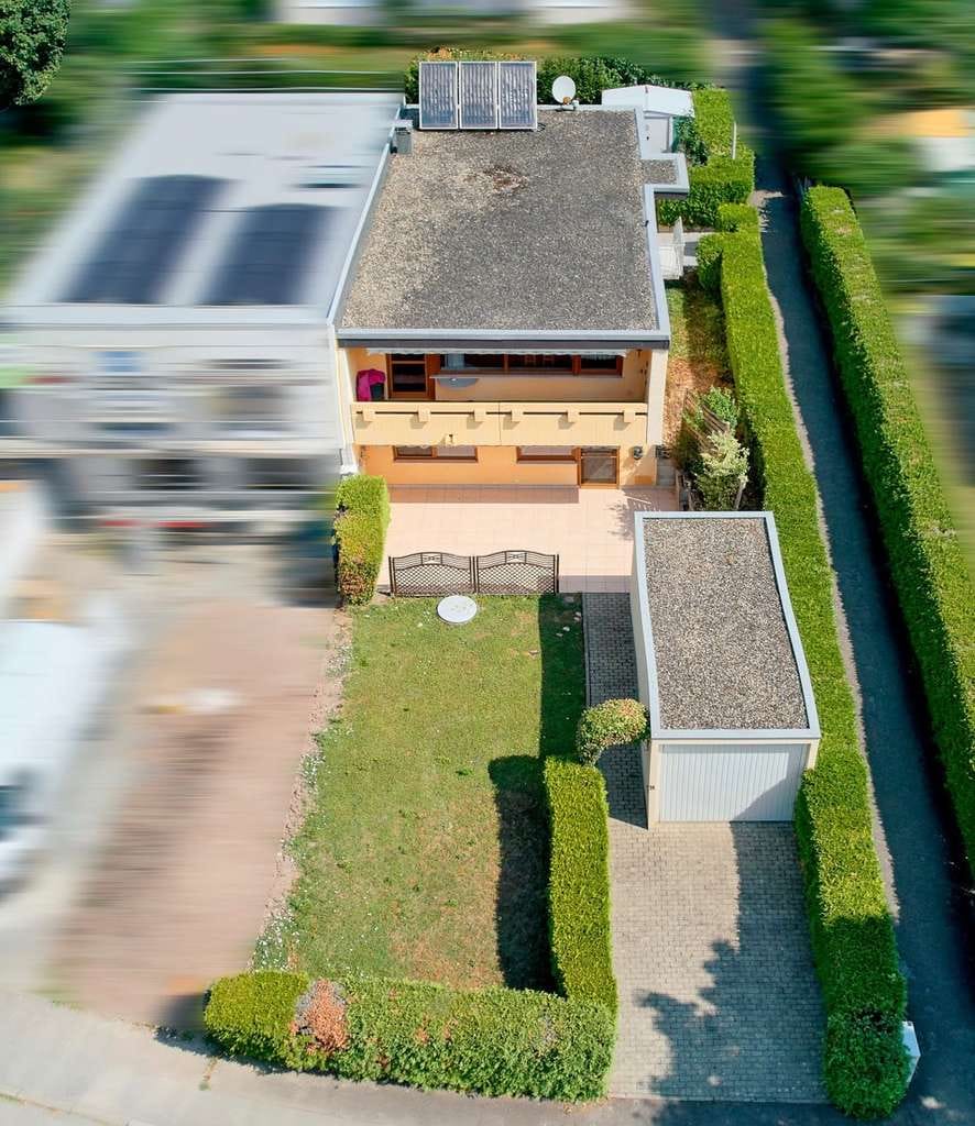 Immobilie in Steinheim an der Murr - Familiengerechter Grundriss und sonniger Garten**Doppelhaushälfte in gefragter Wohnlage - Bild 1