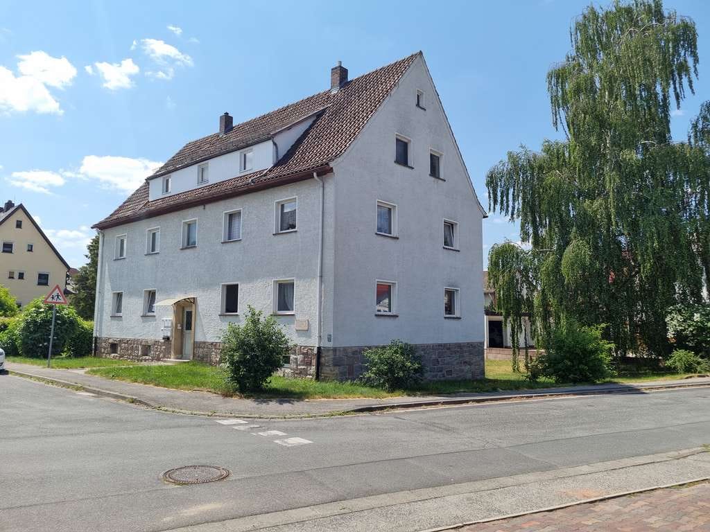 Immobilie in Neustadt bei Coburg - *Provisionsfrei* Neustadt bei Coburg,  Mehrfamilienhaus, 6 Wohnungen, davon 2 frei - Bild 0