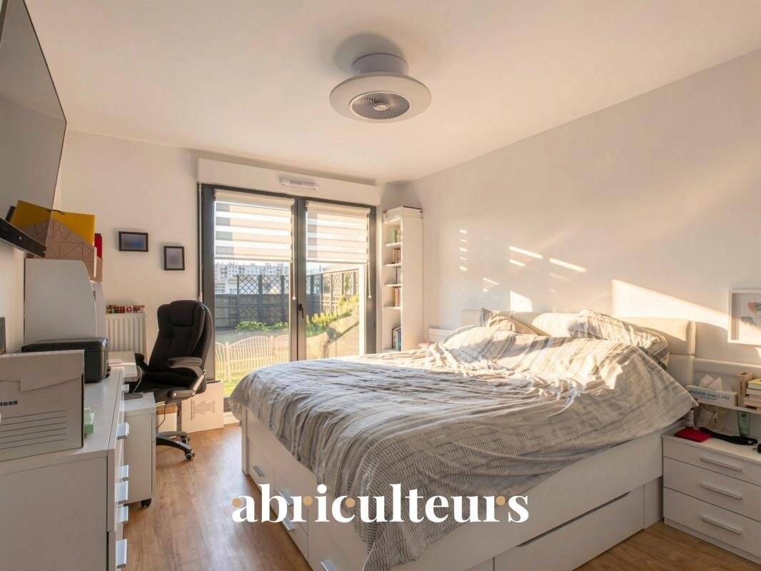 Immobilie in Weiherhammer - Wohnung mit 3 Zimmern, 72 m², Terrasse 41 m² in Colombes - Bild 3
