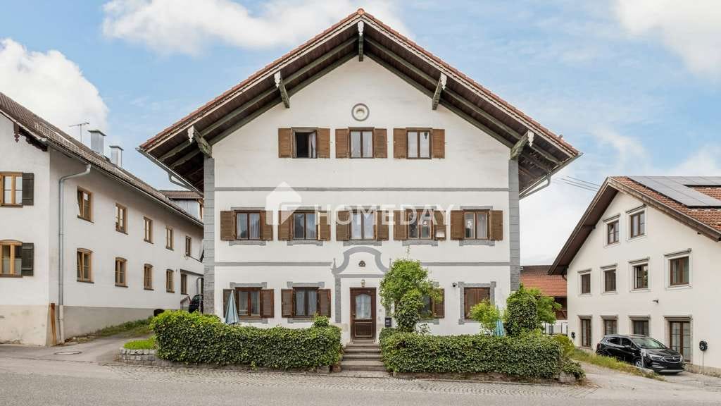 Immobilie in Königsdorf - Seltene Gelegenheit für Liebhaber historischer Immobilien - Denkmalgeschütztes Bauernhaus  - Bild 0