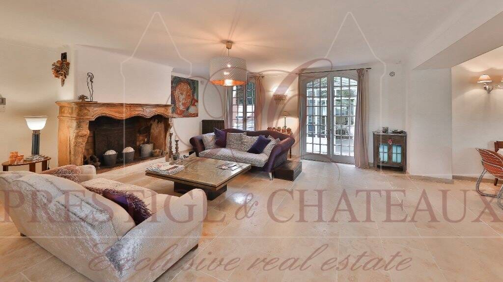Immobilie in Niederaichbach - Prestige-Residenz in Orange, 11 Zimmer, 350 m² - Bild 3