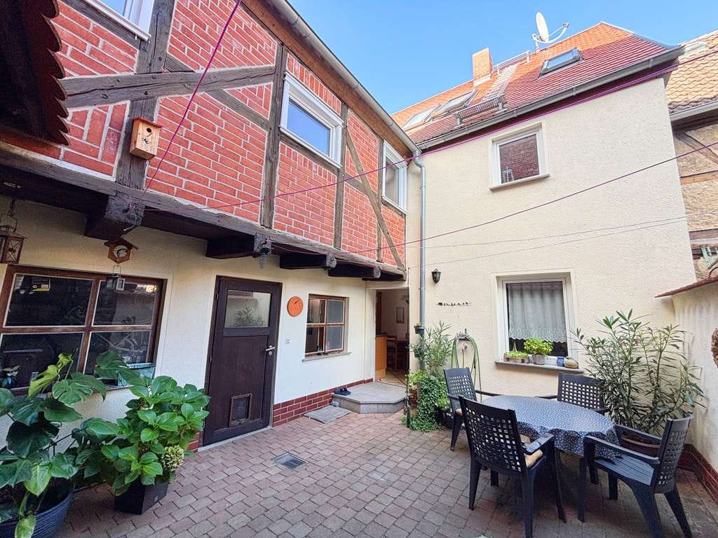 Immobilie in Werben (Elbe) - Charmantes Fachwerkhaus mit Geschichte & separatem Garten - Bild 2