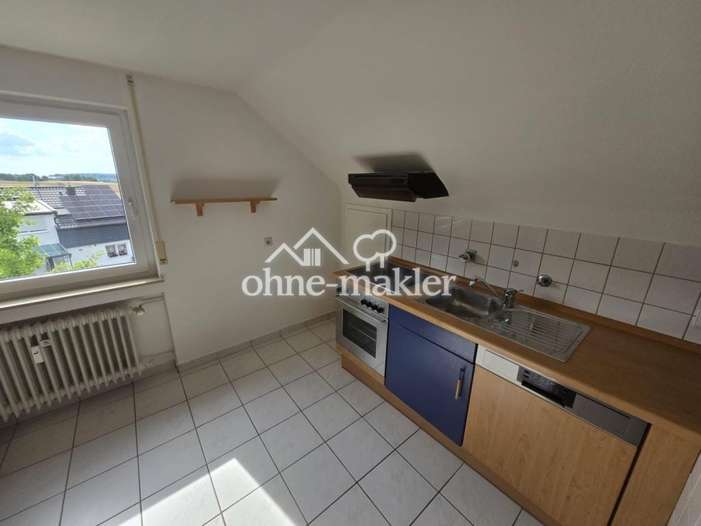 Immobilie in Heiningen - Dachgeschosswohnung in Heiningen - Bild 2