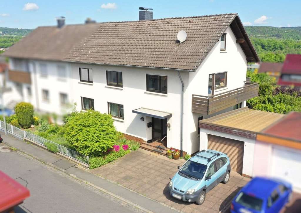 Immobilie in Steinau an der Straße - Großzügige Doppelhaushälfte in Steinau – 217 m² | Ideal für Familien - Bild 0