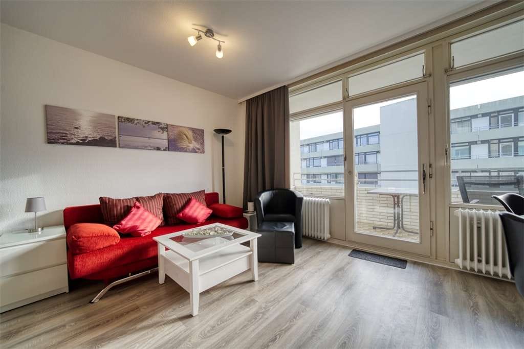 Immobilie in Großenbrode - Top-Lage am Südstrand! Sanierte Ostsee-Wohnung mit Balkon - Bild 1