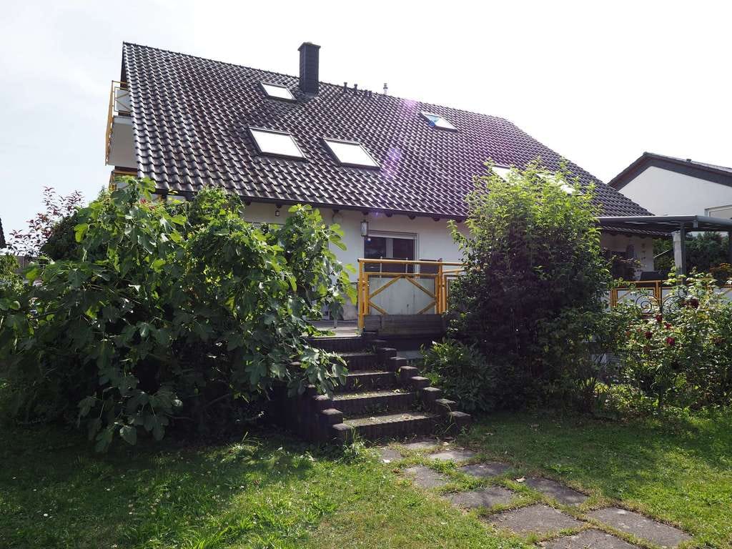 Immobilie in Waldsee - Attraktive Kapitalanlage: Vermietete 6-Zimmer-Souterrainwohnung in ruhiger Feldrandlage von Waldsee - Bild 1