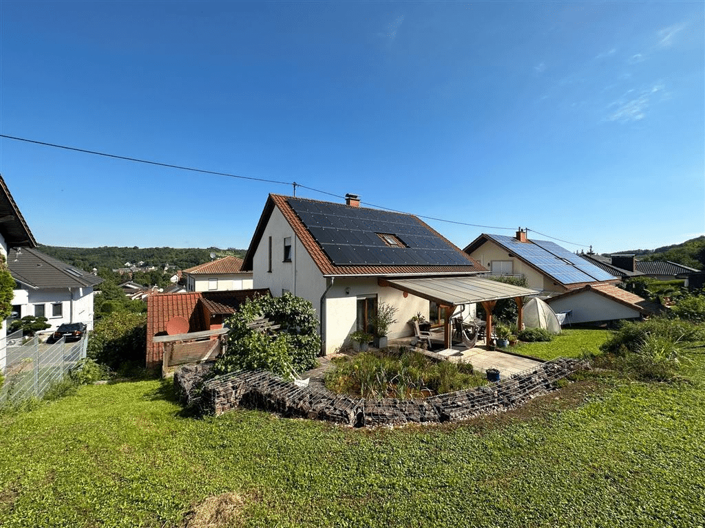 Immobilie in Rehlingen-Siersburg - Einfamilienhaus mit ELWG/ Garten /PV Anlage /Doppelgarage zu Verkaufen - Bild 2