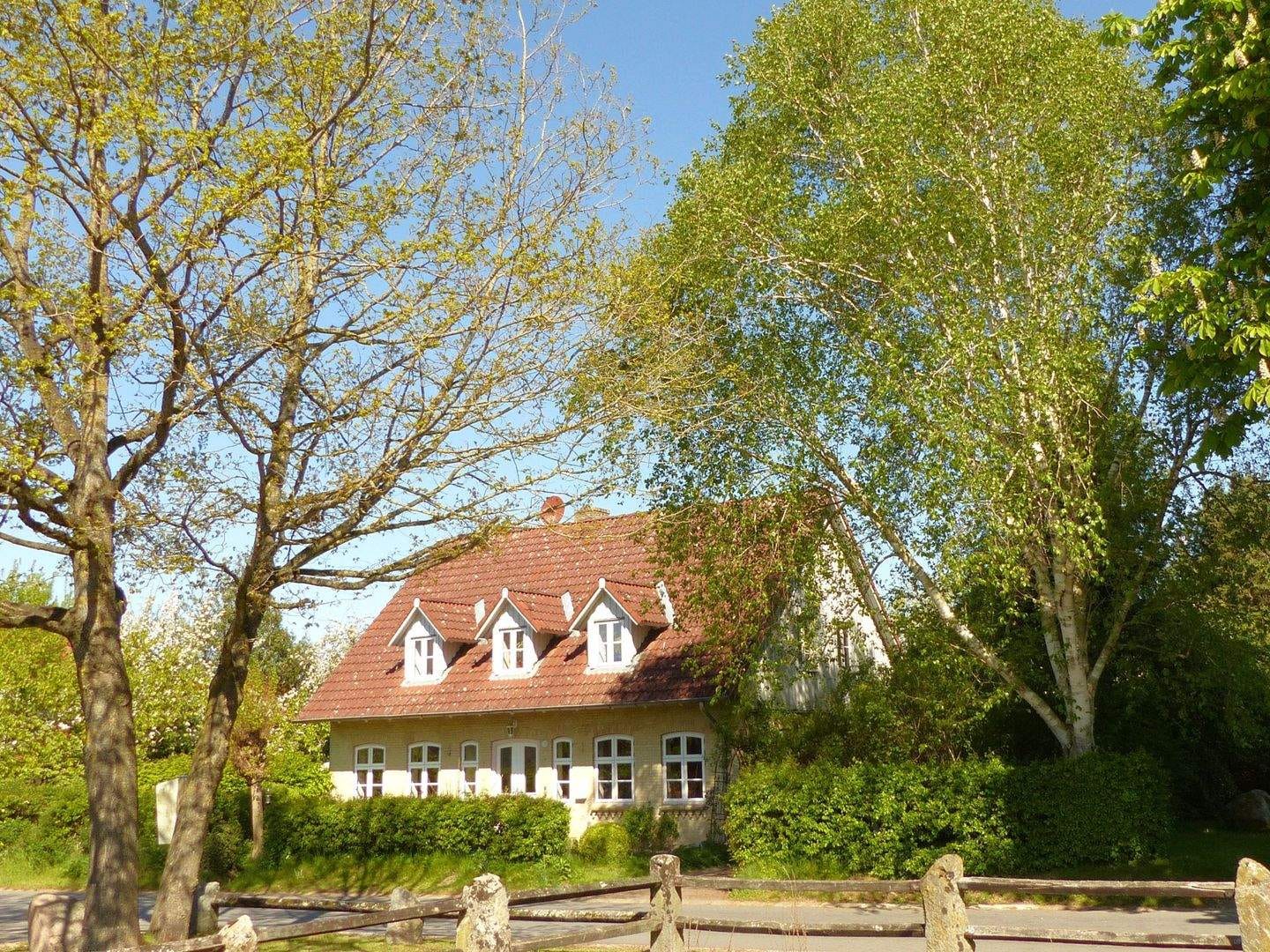 Immobilie in Fleckeby - Historisches Wohnhaus mit stilvoller Erweiterung – Charakter, Raum & zeitlose Wohnqualität in Götheby‑Holm - Bild 0