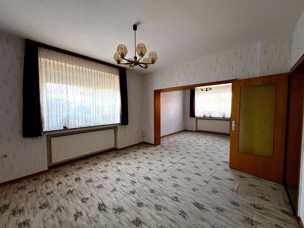 Immobilie in Barsinghausen - Freistehendes Zweifamilienhaus mit großem Grundstück in ruhiger Lage von Groß Munzel - Bild 3