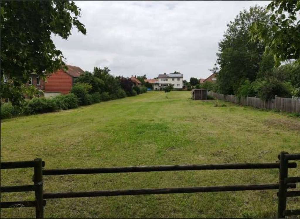 Immobilie in Kneitlingen - Mit Grundstück: Ihr Bungalow mit hohem Komfort in Kneitlingen OT Eilum - Bild 1