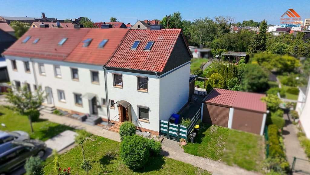 Immobilie in Calbe (Saale) - Platz für die Familie: Reihenendhaus mit Garage und Garten in Calbe (Saale) - Bild 0