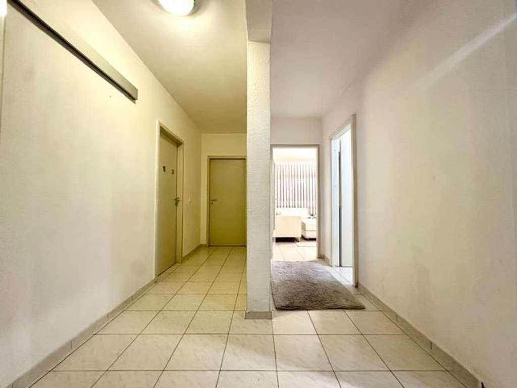 Immobilie in Dietzenbach - Freiwerdend: Kernsanierte & voll-möblierte 3,5-Zimmer-Wohnung mit Stellplatz - Bild 4