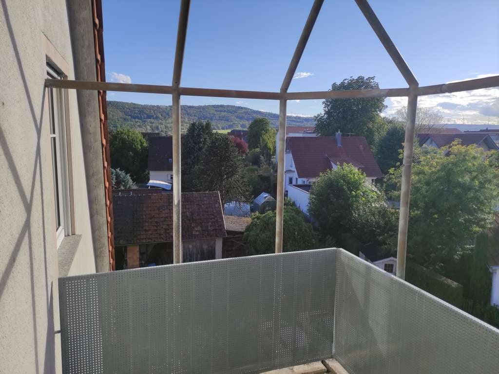 Immobilie in Urbach - Lichtdurchflutete 4-Zimmer-Maisonette-Wohnung mit Westbalkon - Bild 1