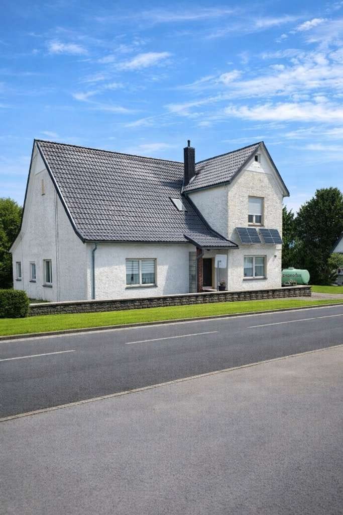 Immobilie in Preußisch Oldendorf - ‼️Ein - Zweifamilienhaus im Außenbereich von Preußisch Oldendorf ‼️ - Bild 0
