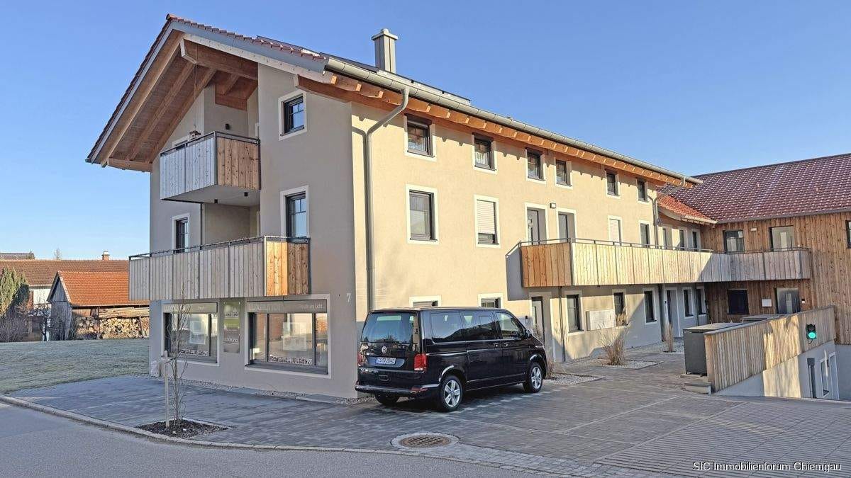 Immobilie in Fridolfing - Neubau! Großzügige  3 Zimmer-Wohnung in Fridolfing mit zusätzlichem Dachspeicher. - Bild 1