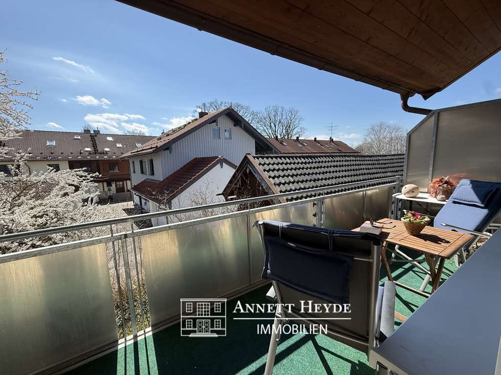 Immobilie in Aying - TOP-GELEGENHEIT: Helle 4-Zimmer-Wohnung mit großem Balkon in Dürrnhaar-Aying - Bild 3
