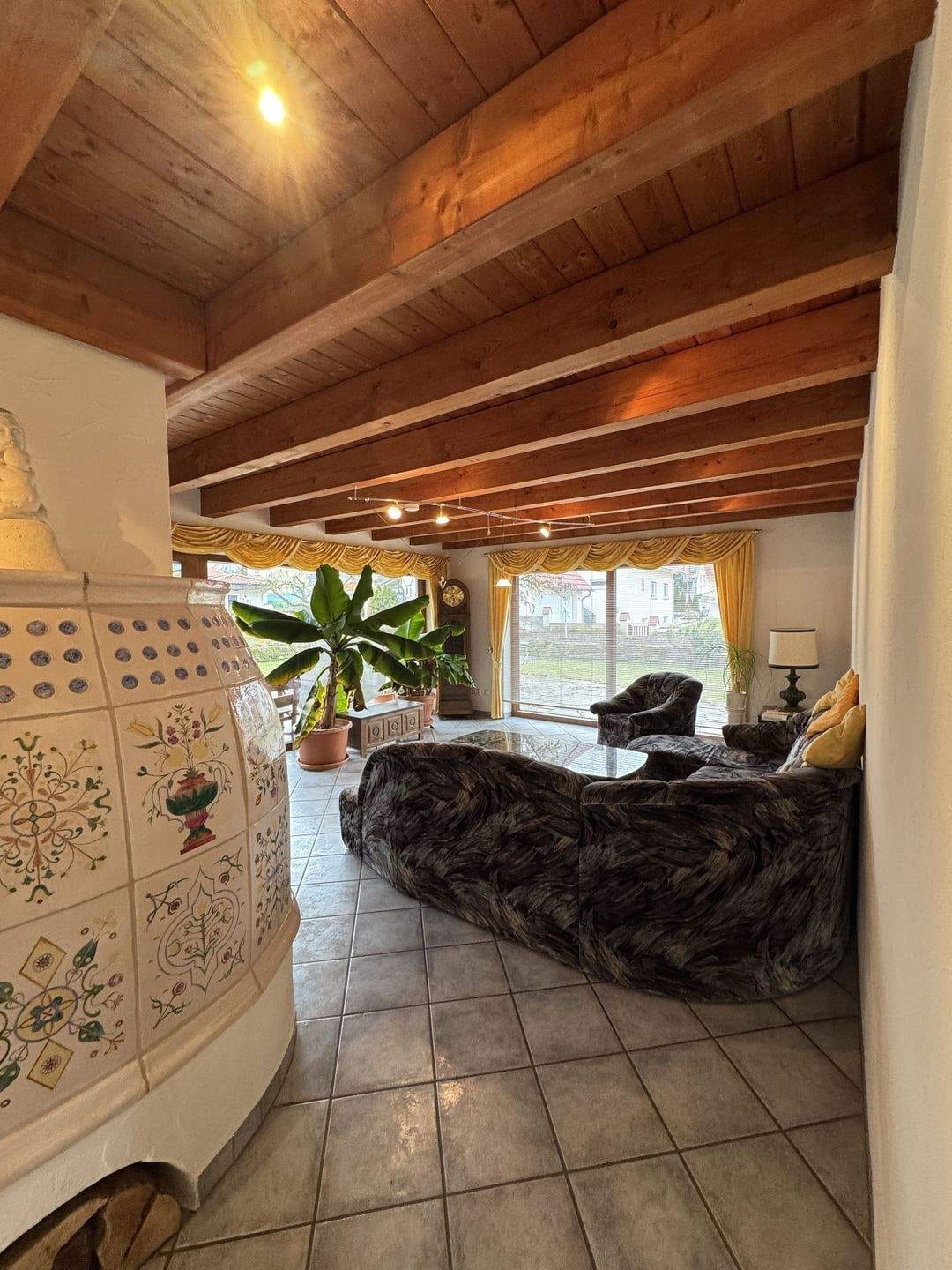Immobilie in Werneck - NEU im Angebot! Ideal für Ihre Familie - bezugsfreies Einfamilienhaus in Werneck - OT Egenhausen - Bild 2