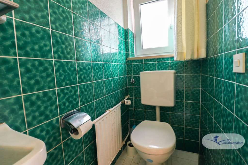 Immobilie in Edling - Familienfreundliches Zuhause mit Gartenidylle – Lichtdurchflutete Doppelhaushälfte in Süd-Ausrichtun - Bild 2