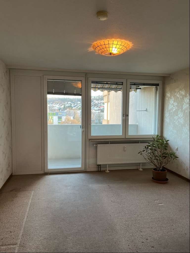 Immobilie in Winnenden - WI-Schelmenholz: Freie 3-Zimmer-Wohnung im 2.Stock mit großem Balkon! - Bild 3