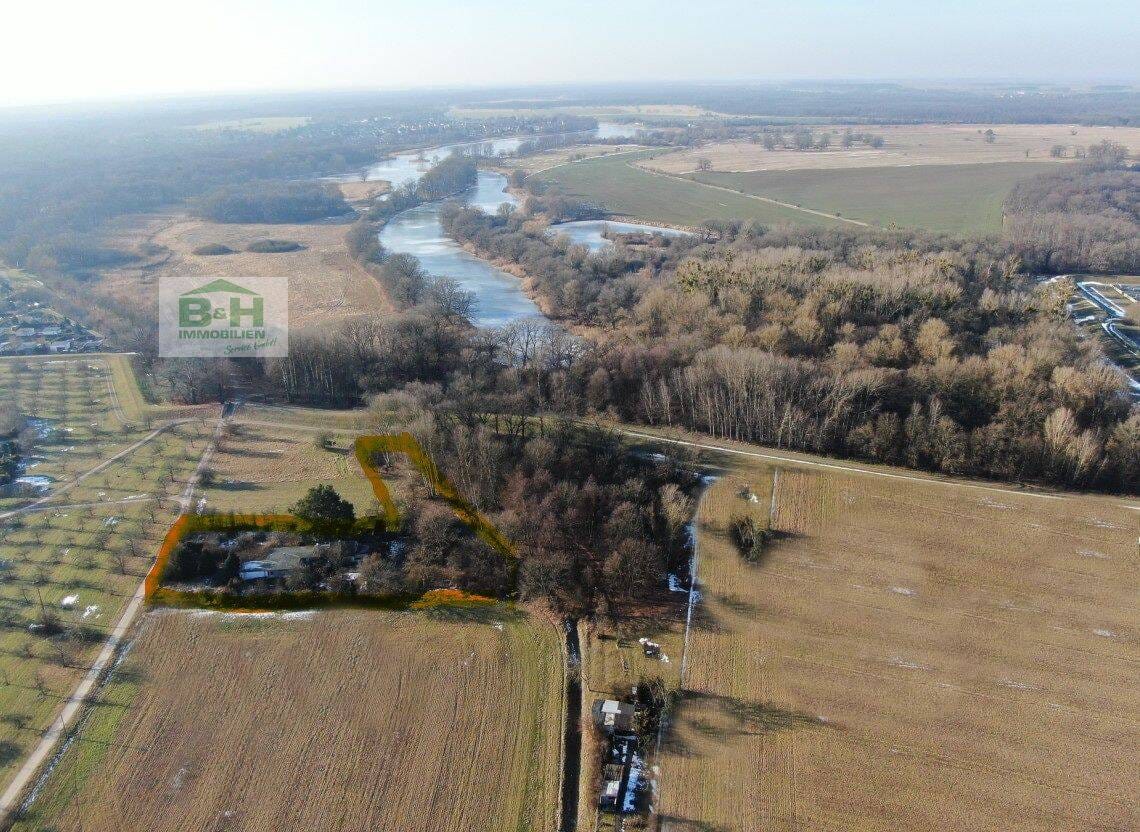 Immobilie in Dessau-Roßlau - Einzigartiges Grundstück in absoluter Alleinlage – Bungalow in Dessau-Ziebigk mit 4.881 m² Grundstück - Bild 2