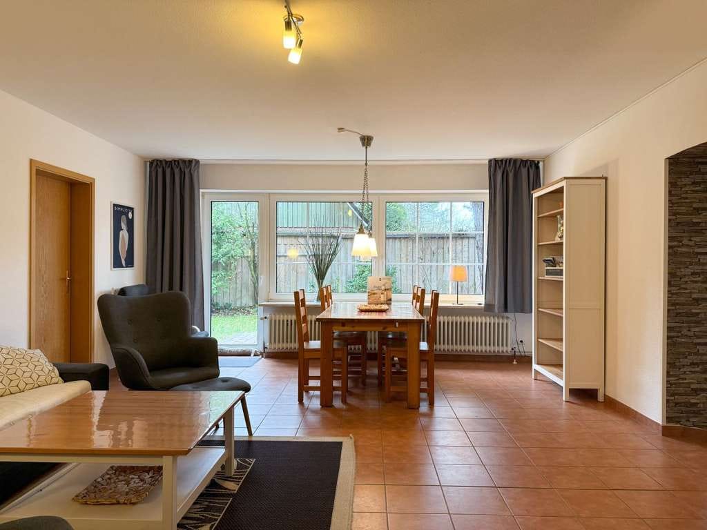 Immobilie in Sankt Peter-Ording - Viel Platz zum Leben - Familiäres Wohnhaus auf Eckgrundstück - Bild 3