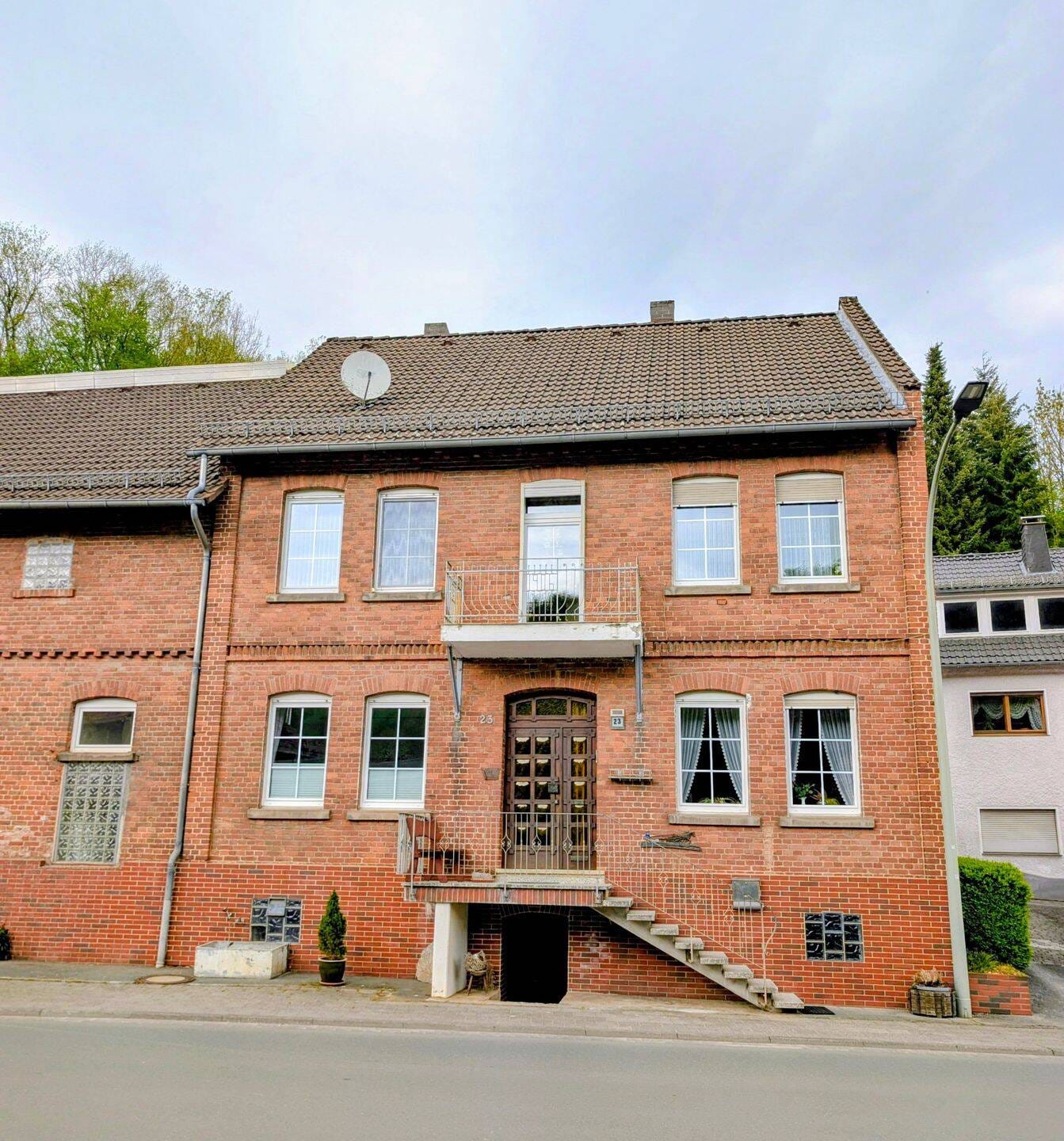 Immobilie in Marsberg - Raumwunder mit Potenzial: Ihr neues Zuhause im Herzen von Canstein - Bild 1
