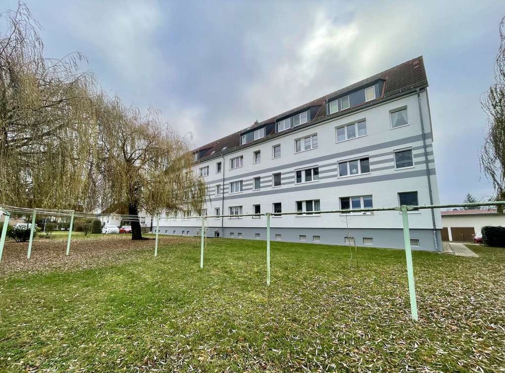 Immobilie in Pegau - Schöne 3-Raum Eigentumswohnung im 1.Obergeschoss in ruhiger Wohnlage von Pegau zu verkaufen - Bild 1
