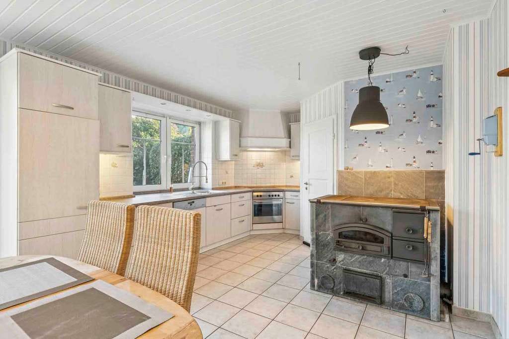Immobilie in Heeslingen - Großzügiges Wohlfühl-Haus ! Zeitlos & Elegant mit tollen Ausstattungshighlights in wunderbarer Lage - Bild 2