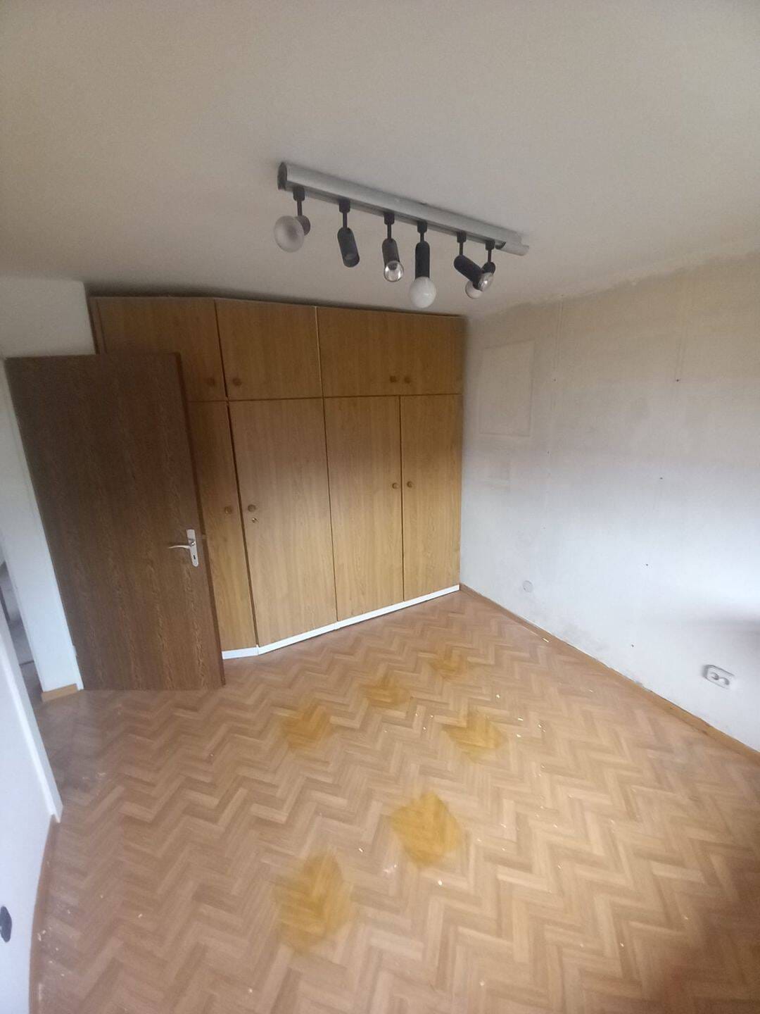 Immobilie in Groß-Umstadt - Vielseitiges Wohnhaus mit großem Potential in Groß-Umstadt - Ein Investitionsklassiker - Bild 1