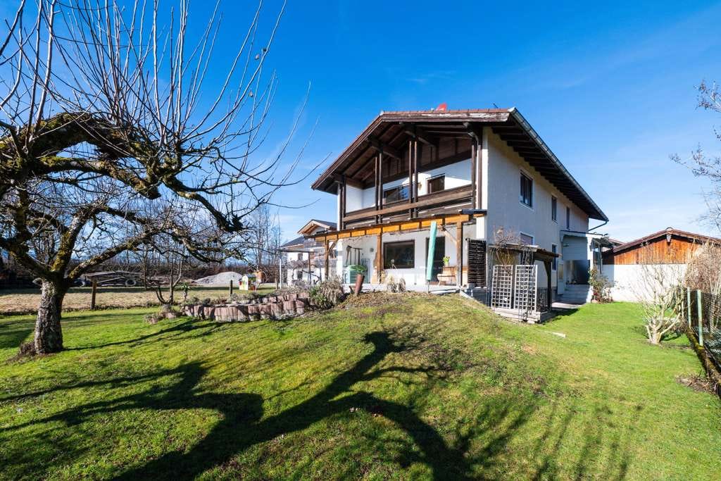 Immobilie in Rohrdorf - Anwesen mit Alpenblick und außergewöhnlichem Potenzial in Rohrdorf

 - Bild 3