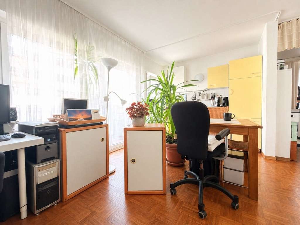 Immobilie in Leinfelden-Echterdingen - Gemütliche 1-Zimmer-Wohnung mit Tageslichtbad & viel Charme in ruhiger Wohnlage - Bild 2