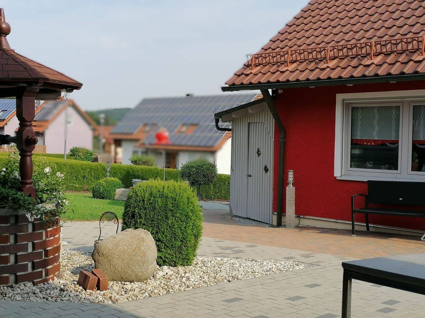 Immobilie in Niedermurach - Einfamilienhaus mit Fernblick, 5,5 Zimmer - 168 m² Wohnfläche, 3 Garagen, Carport auf 872 m² Grund in Pertolzhofen - Niedermurach zu verkaufen - Bild 2