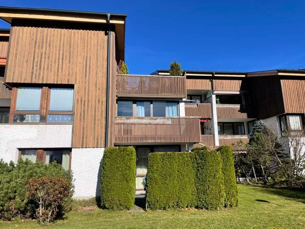 Immobilie in Schliersee - Brück Immobilien - Freie, charmante 2 Zi.-Ferienwohnung mit Südbalkon und Bergblick - Bild 0