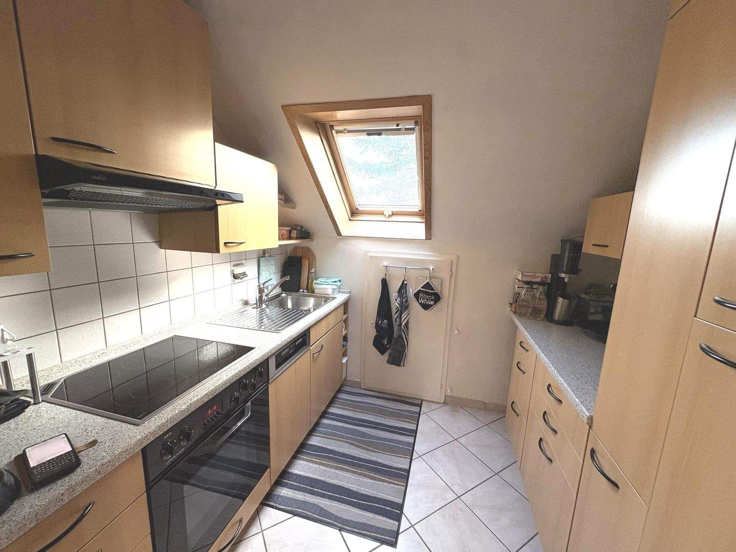 Immobilie in Schönaich - Schöne 4-Zimmerwohnung mit 2 Garagen - Bild 4