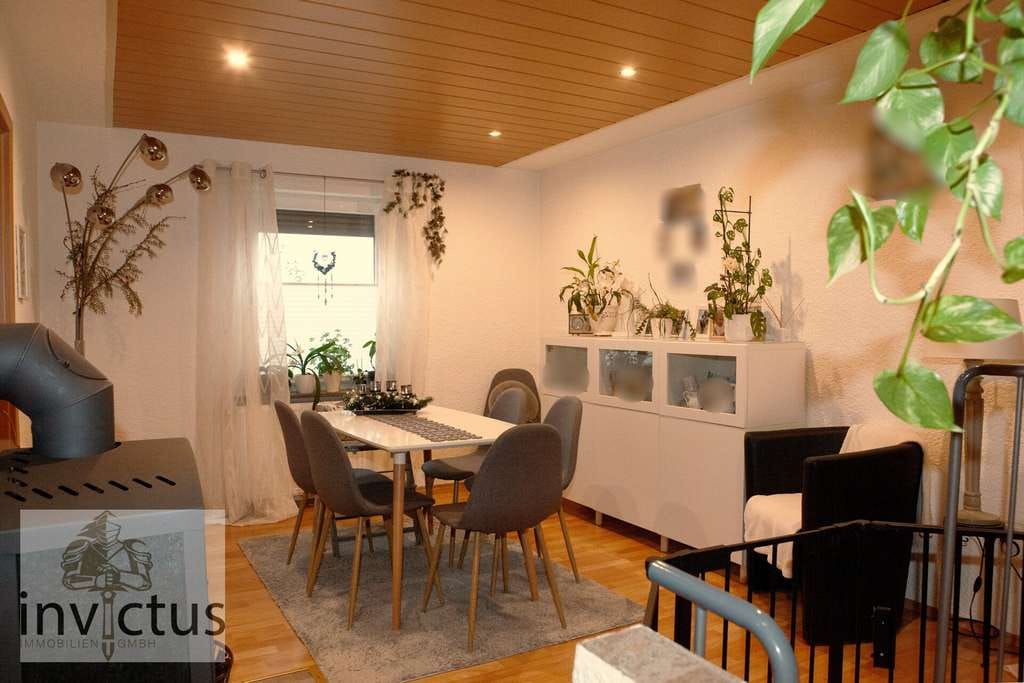 Immobilie in Gundelsheim - Gepflegtes Haus mit Wintergarten in idyllischer Sackgassenlage - Bild 3