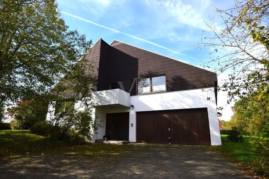 Immobilie in Dombühl - Großzügiges Zweifamilienhaus mit weiteren Ausbaureserven und separatem Bauplatz! - Bild 2