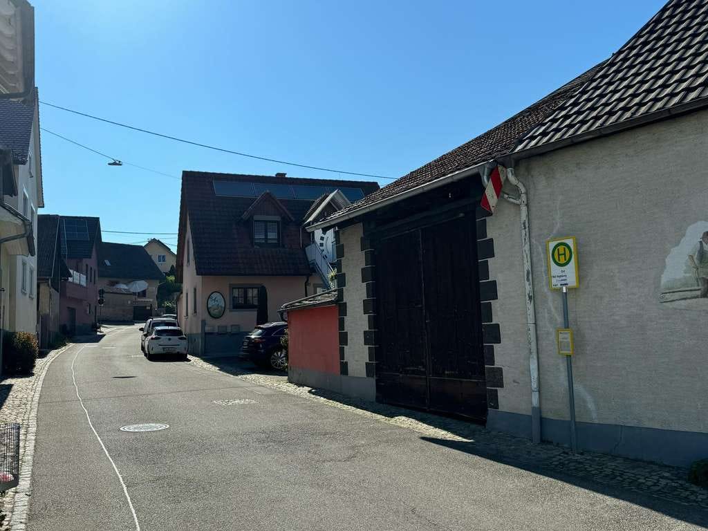 Immobilie in Vogtsburg im Kaiserstuhl - Mehrfamilienhaus mit 4 Wohneinheiten - Bild 2