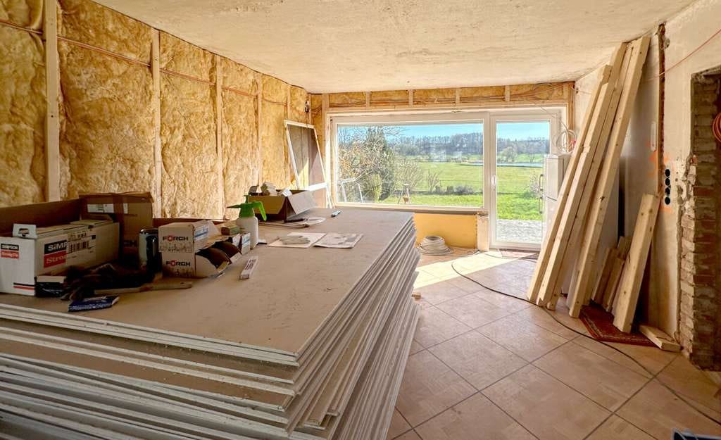 Immobilie in Stegaurach - Ausbauhaus mit Charme sucht handwerklich Geschickte in Stegaurach - Bild 1