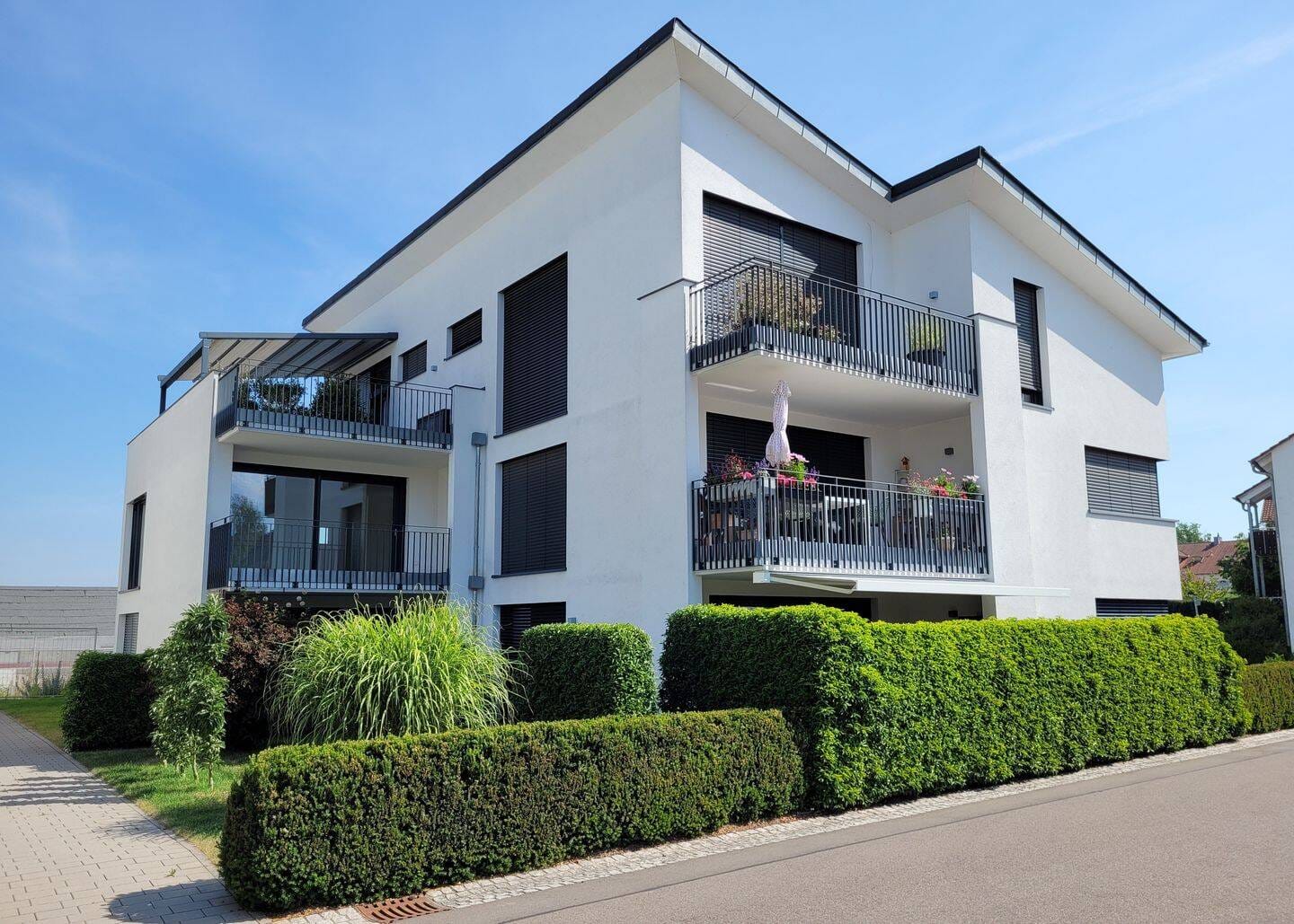 Immobilie in Dußlingen - Attraktive 4 Zimmer Wohnung im 1. Obergeschoss mit viel Platz und 2 TG-Plätzen! - Bild 0