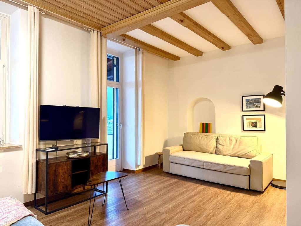 Immobilie in Berchtesgaden - **Herrschaftlich Wohnen in einer Denkmalgeschützten Villa im Herzen von Berchtesgaden** - Bild 3