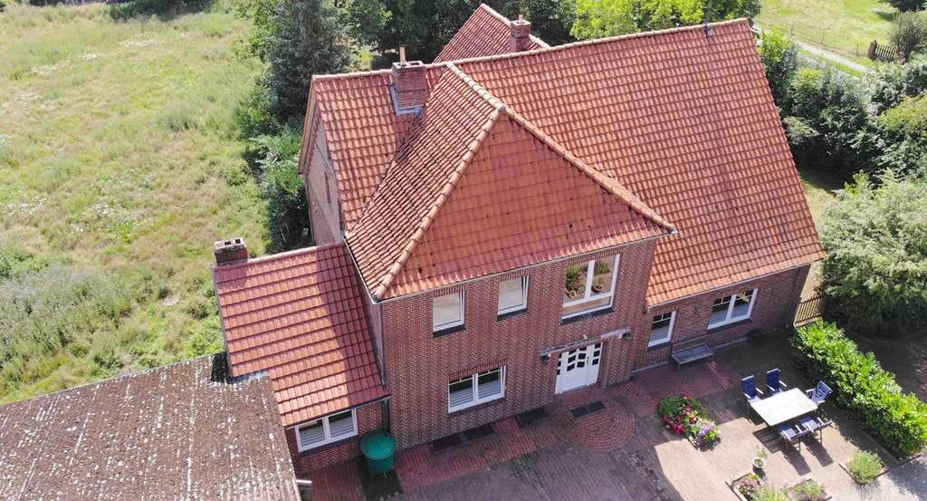 Immobilie in Barnstorf - Barnstorf OT - 3 Seiten Resthof mit altem Baumbestand zu verkaufen - Bild 4
