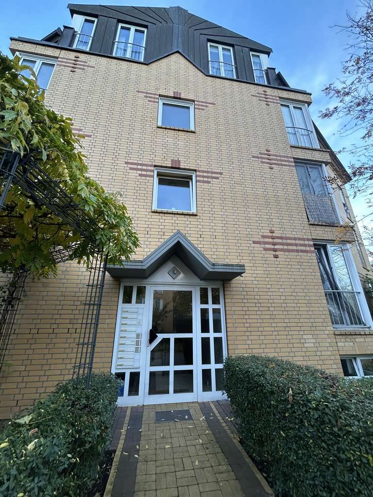 Immobilie in Nauen - Attraktives Wohnungspaket mit 2 Einheiten – solide Kapitalanlage mit Entwicklungspotenzial - Bild 2